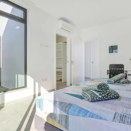 Villa Mariposas 4 *